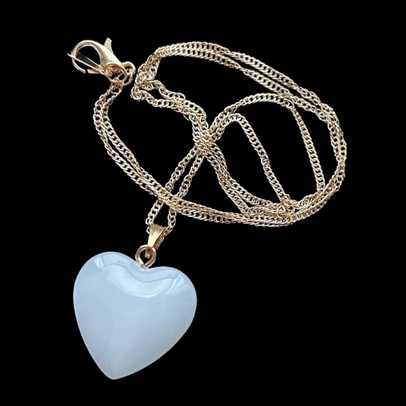 3-D Heart of Glass Purity Pendant Necklace Angelic White Gold Plate Chain - Picture 3 of 9